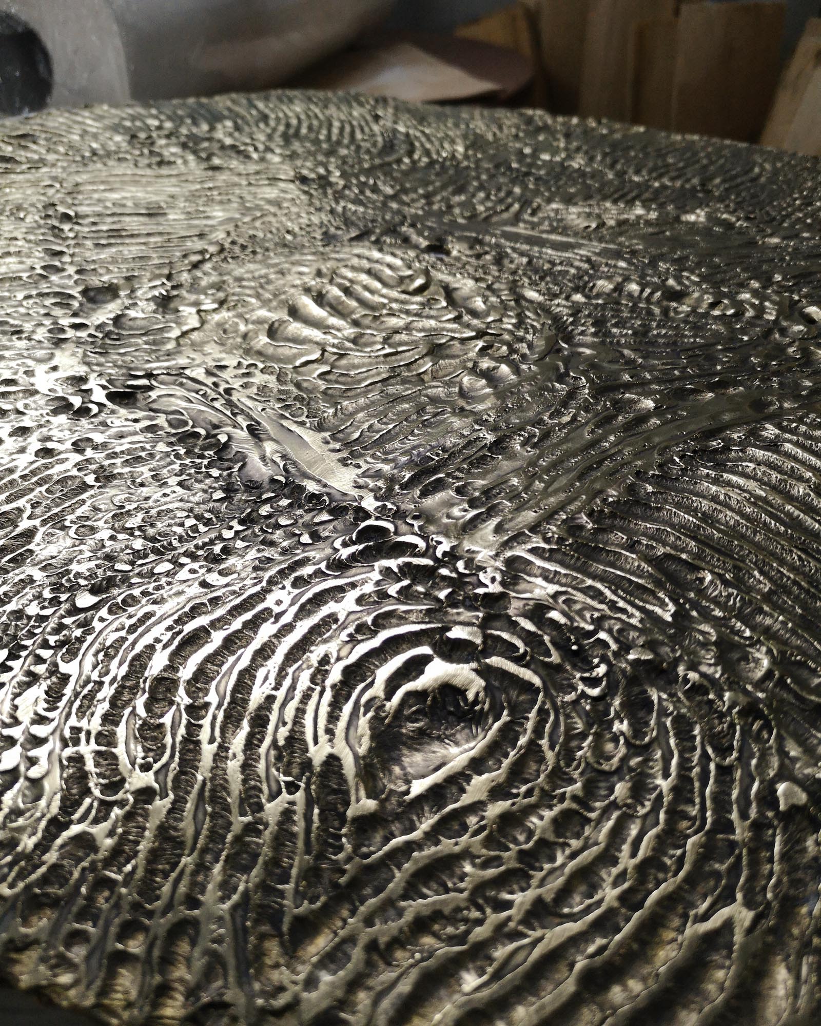 Metal - Handtorch carousel 2